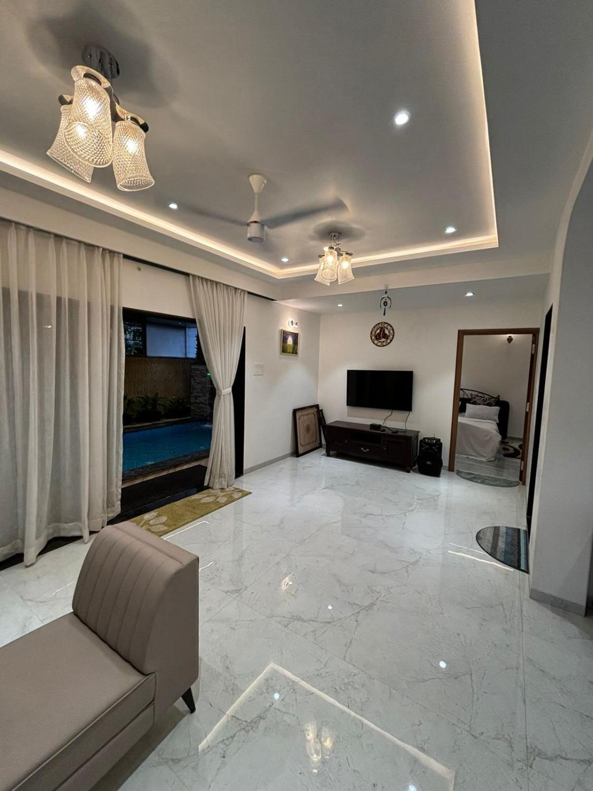 Ll Golden Leaf Ll 3bhk Ll Ac Ll *