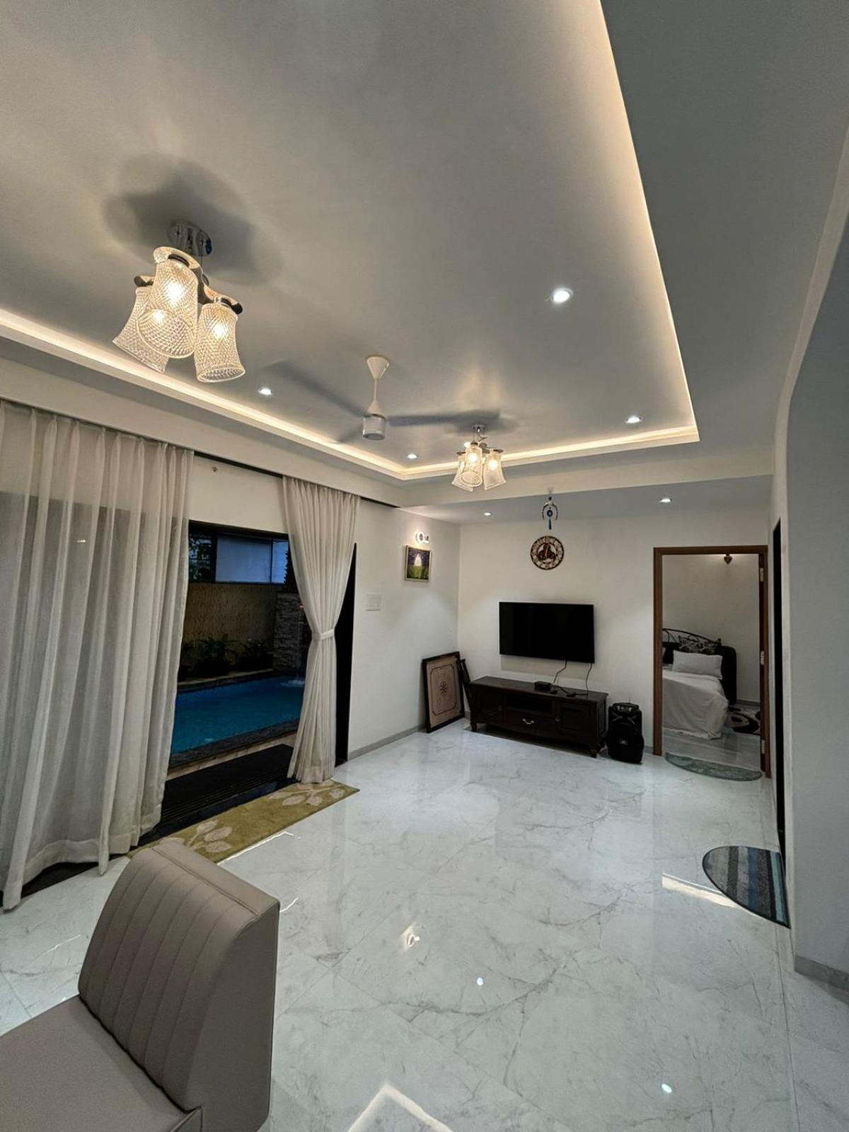 Ll Golden Leaf Ll 3bhk Ll Ac Ll